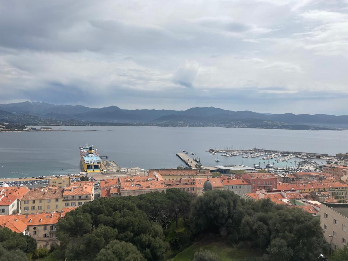 Appartement Avec Vue Mer Exceptionnelle Аяччо Экстерьер фото